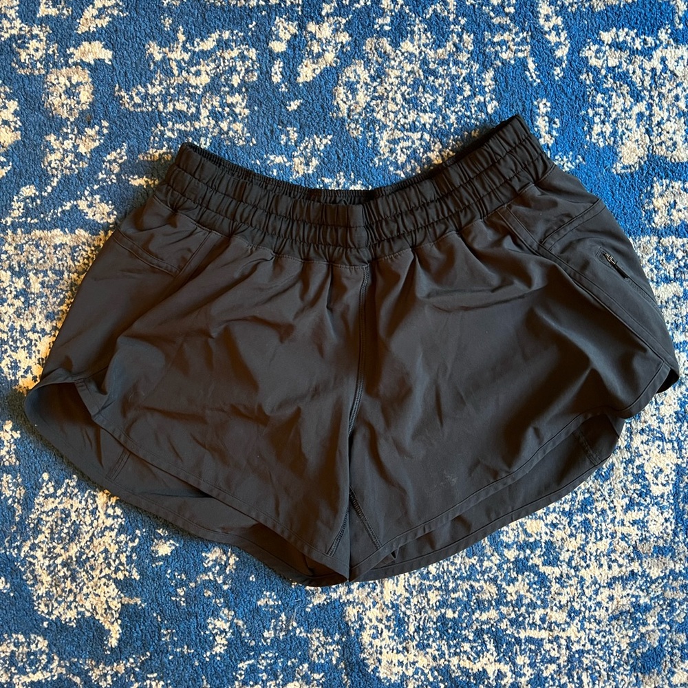 lululemon black running shorts with side pocket